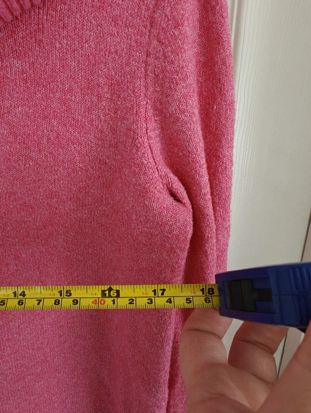 TAHARI Scoop Turtle Neck Sweater - Picture 5 of 5